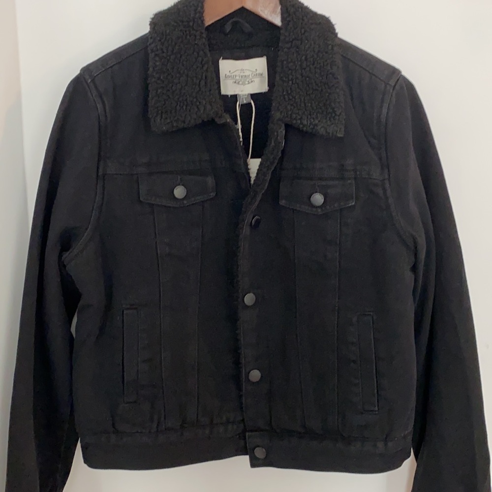 SOLD-Sherpa lined black denim jacket